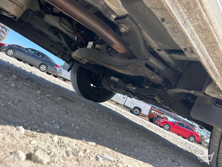 2022-mercedes-benz-sprinter-1500-image-19