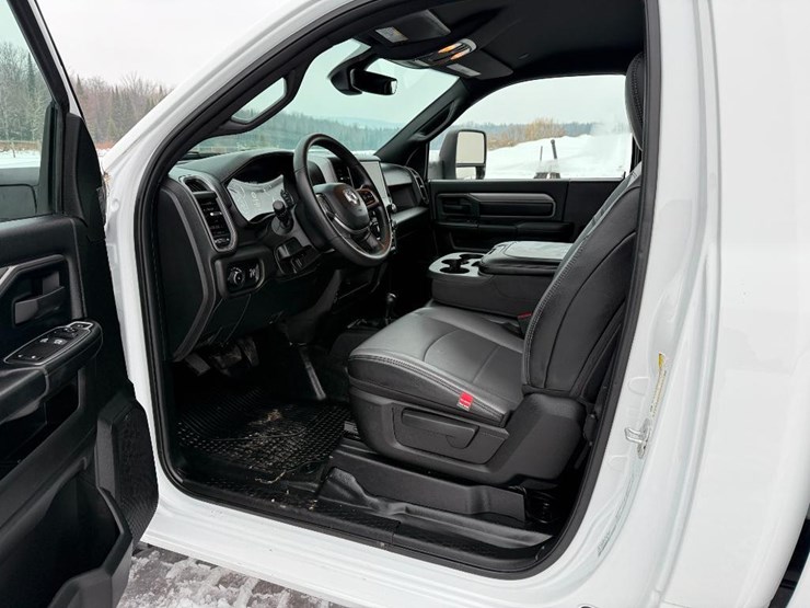 ram-2500-hd-image-36