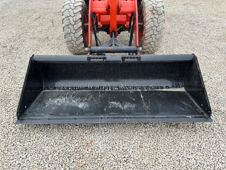 2021-kubota-r540-image-9