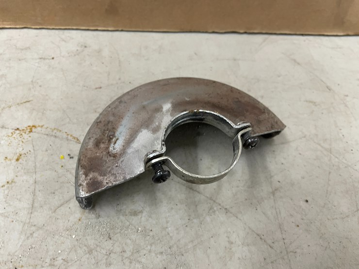 caterpillar-12-image-22