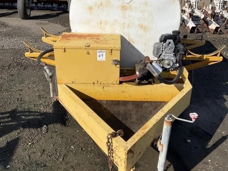 custom-500g-dual-axle-fuel-wagon-image-2