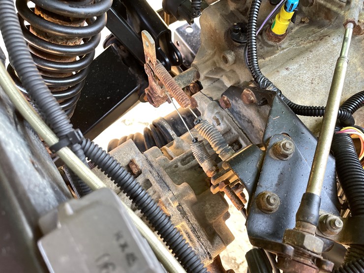 2009-john-deere-gator-image-48