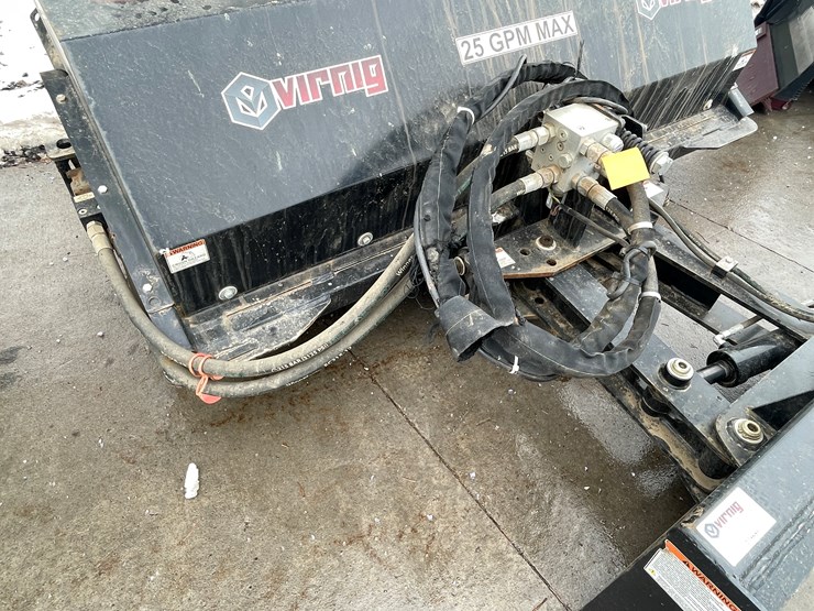 #4909-•-virnig-skid-steer-mount-72"-hydraulic-angle-broom-image-13