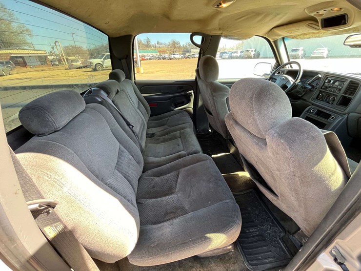 2005-chevrolet-1500-image-17