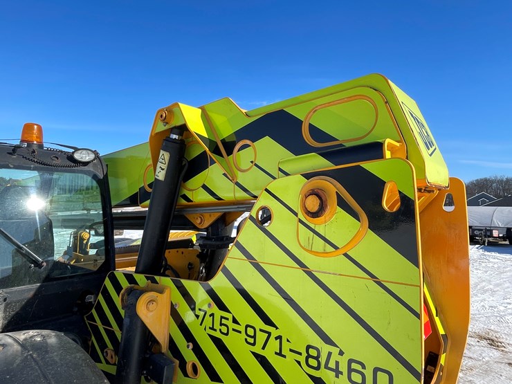 2014-jcb-509-42-image-23