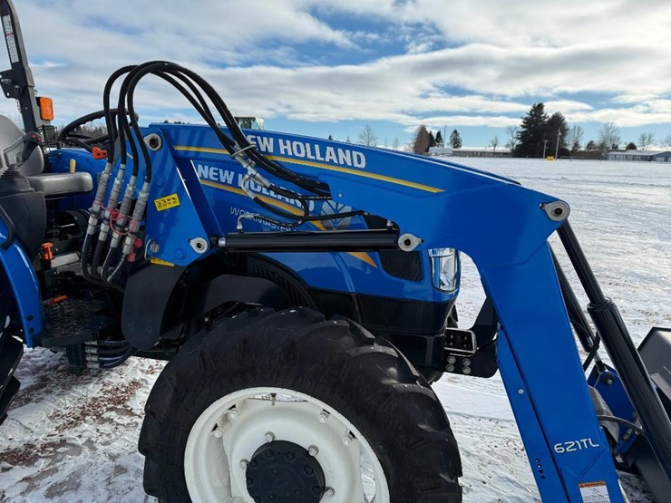 2023-new-holland-workmaster-60-image-24