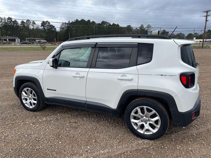2017-jeep-renegade-image-2