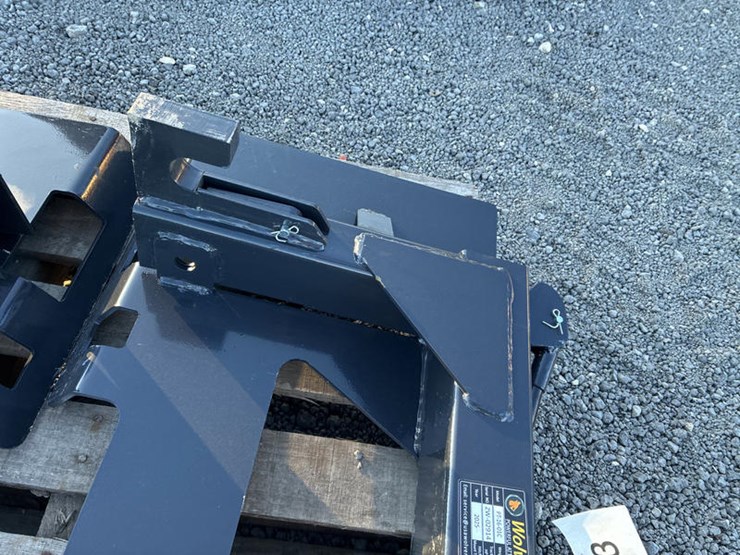 #115413-•-skidsteer-mt-3pt-hitches-image-6