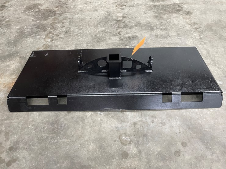 #2485-•-skid-steer-receiver-hitch-plate-with-half-moon-chain-hook-image-2