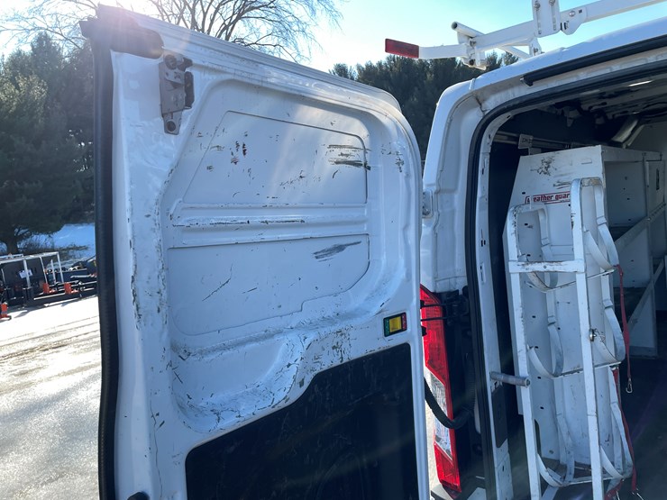 2019-ford-transit-image-79