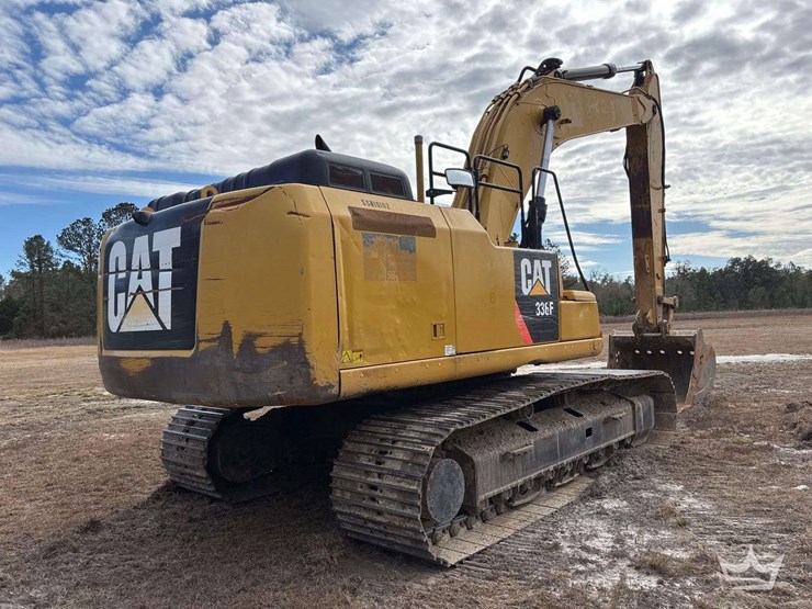 2017-caterpillar-336f-image-3