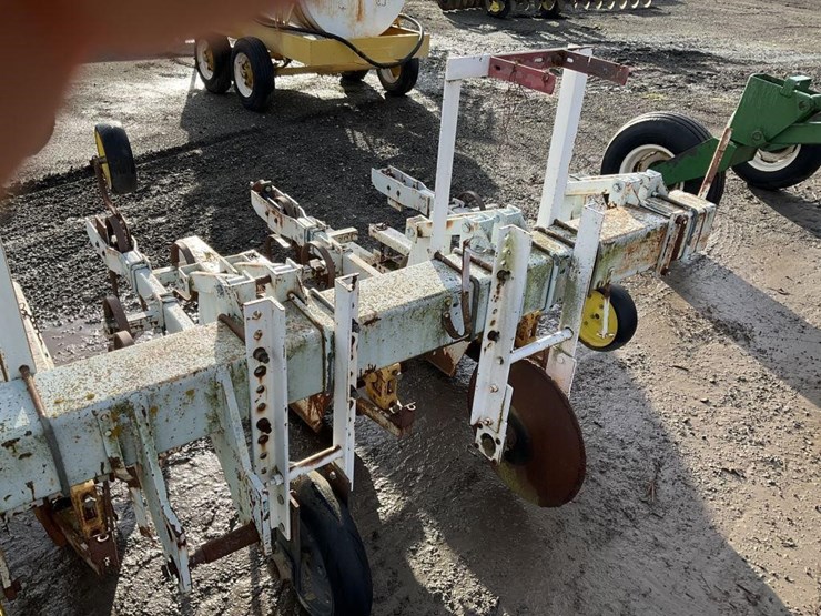 rau-3-pt-3-row-60"-cultivator-image-10