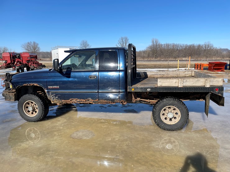 2001-dodge-ram-2500-image-8