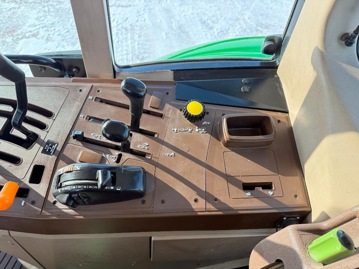 john-deere-6415-image-59