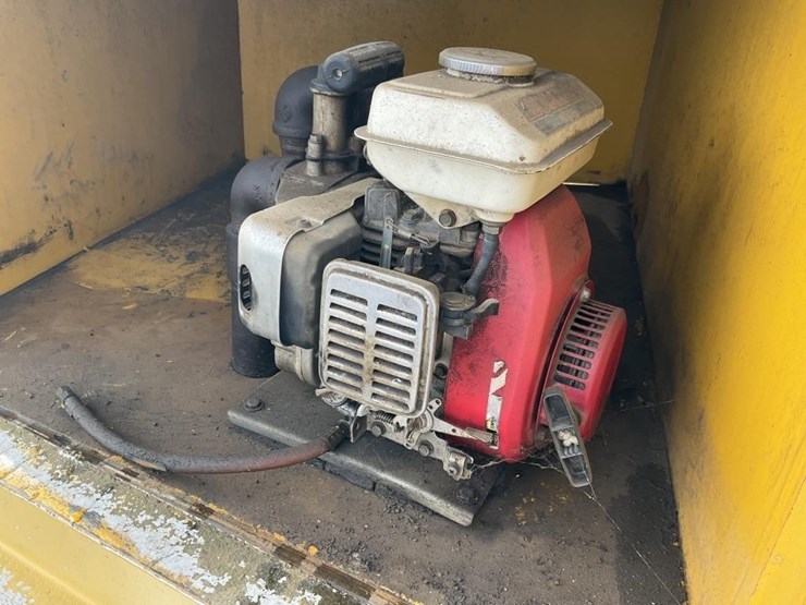 custom-550g-dual-axle-fuel-wagon-image-8