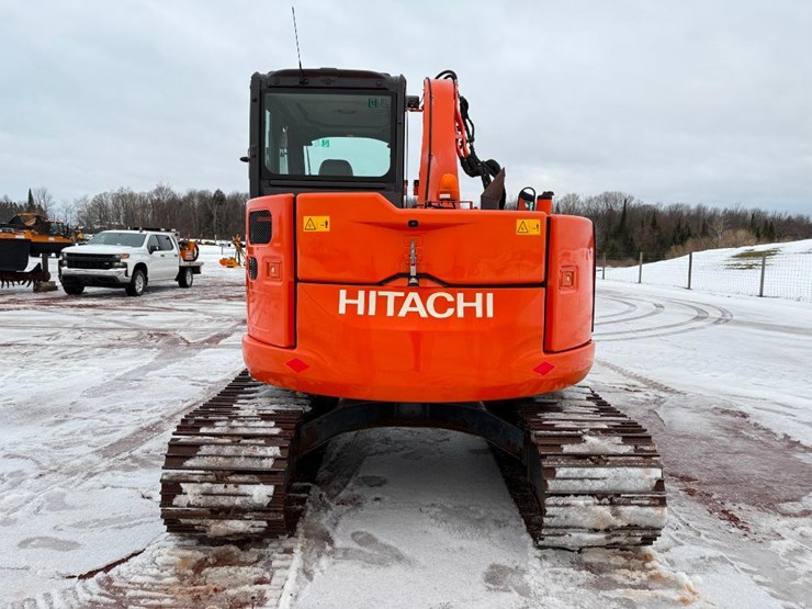 hitachi-zx75us-5-image-4