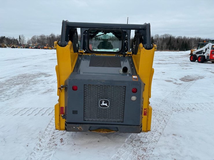 2018-deere-318g-image-5