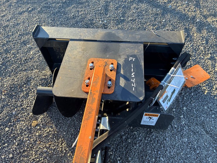 #115441-•-skidsteer-90"-skidsteer-image-5