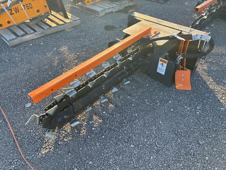 #115442-•-skidsteer-90"-trencher-image-1