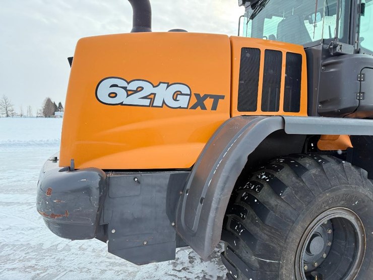 2019-case-621g-xt-image-23