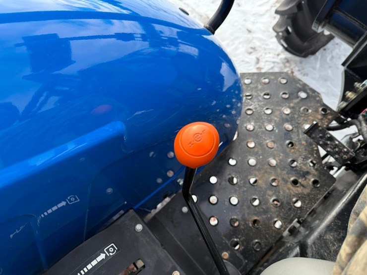 2023-new-holland-workmaster-60-image-55