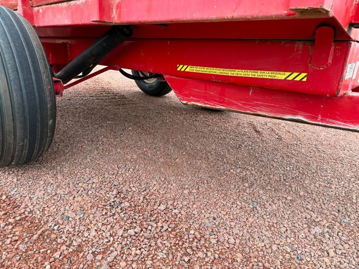 #12-•-lot-12-image-22