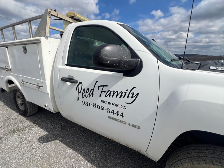 2009-chevrolet-2500-image-19