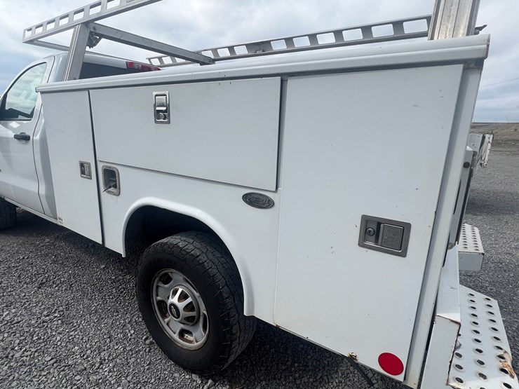 2016-chevrolet-2500-image-7