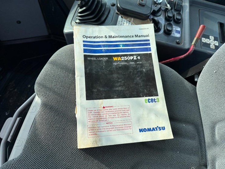 2011-komatsu-wa250pz-6-image-64