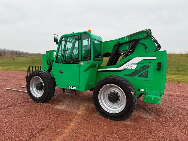 2015-sky-trak-6036-image-6