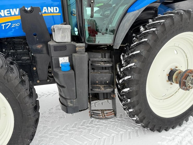 new-holland-t7.210-image-15