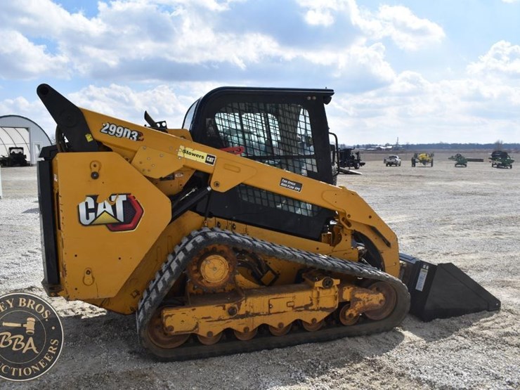 2020-caterpillar-299d3-image-18