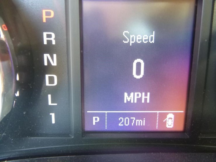 2023-chevrolet-silverado-5500hd-image-25