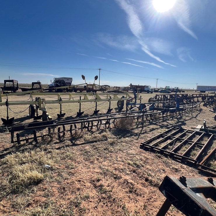 SAM STEVENS SAND FIGHTER