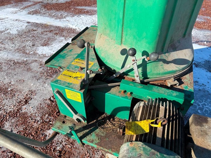 #355-•-lot-355-image-10