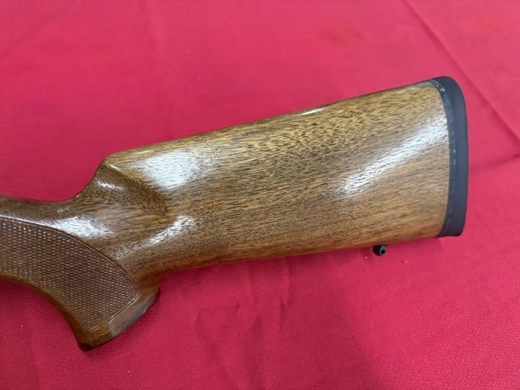 browning-medallion-300-win-mag-rifle-image-8