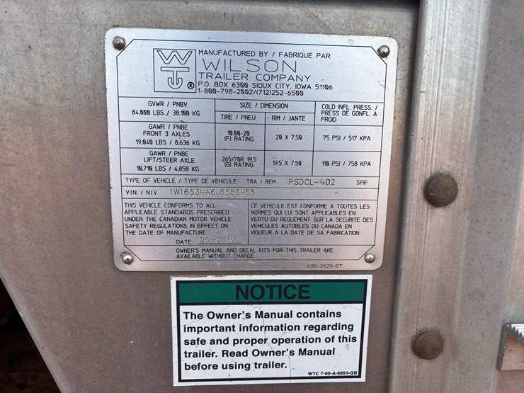 2018-wilson-livestock-trailer-image-9