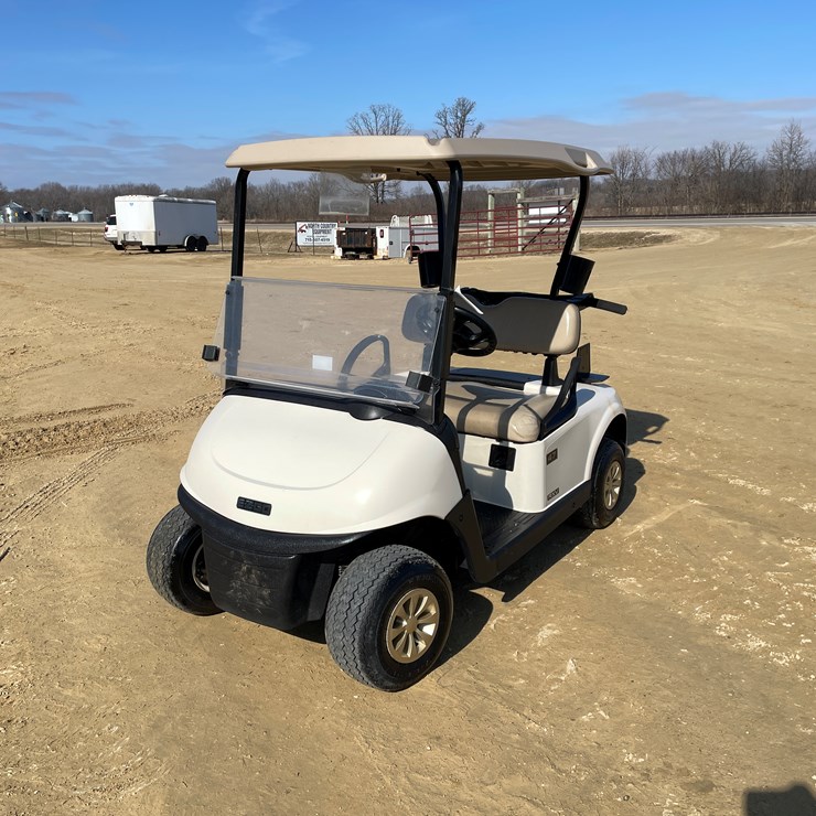 #204 • 2020 EZ Go RXV Electric Golf Cart
