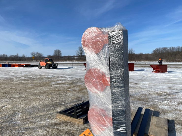 #2540-•-kc-dueling-shooting-tree-target-image-3