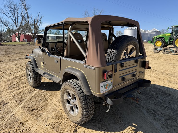 1988-jeep-wrangler-image-3