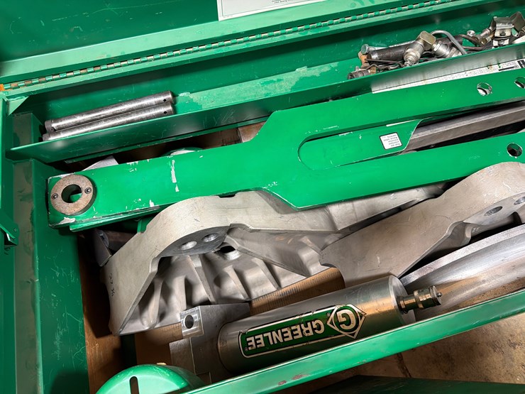 #8-•-greenlee-881ct-hydraulic-conduit-bender-image-4