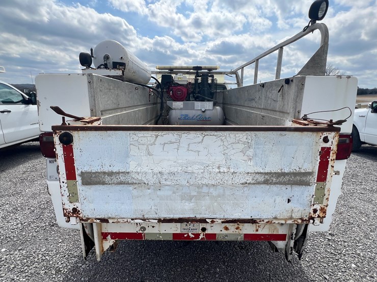 2009-chevrolet-2500-image-5