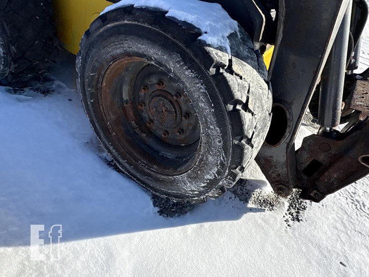 2016-new-holland-l218-image-4