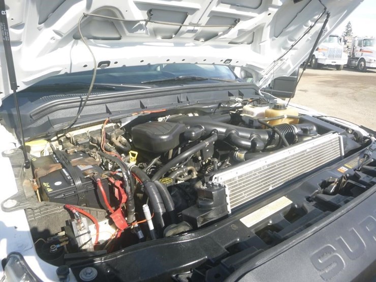 2011-ford-f550-image-22