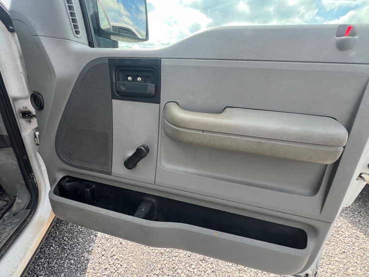 2008-ford-f150-xl-image-21