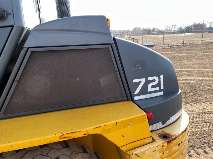#1012-•-gehl-721-front-end-loader-image-17