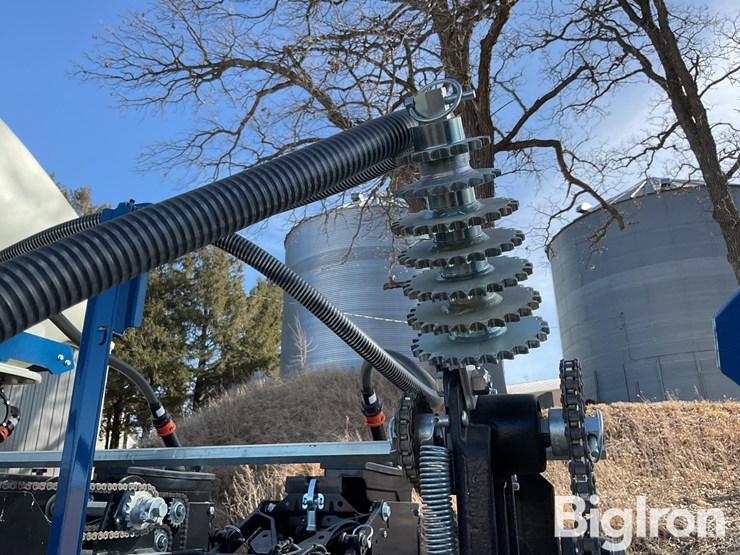 2024-kinze-3505-image-13