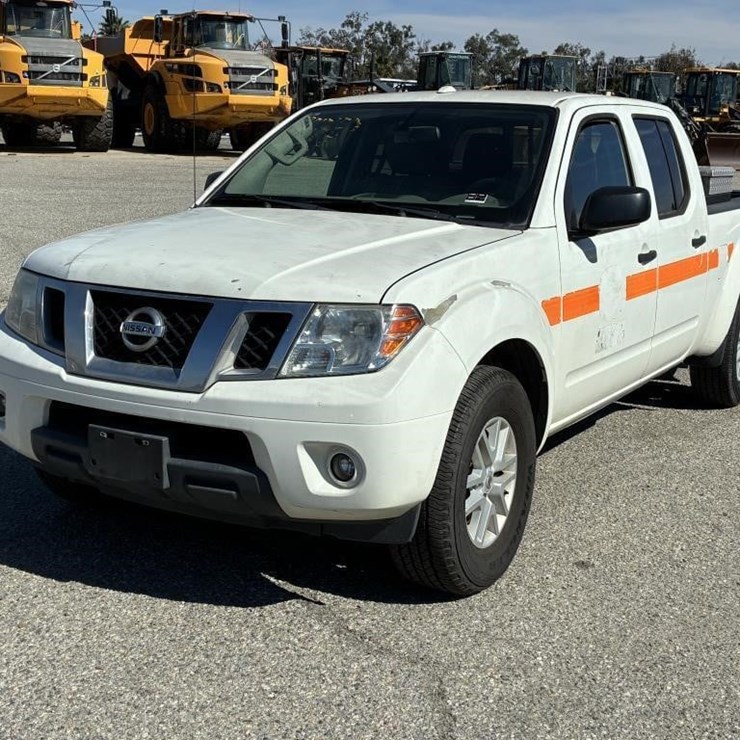 2018 NISSAN FRONTIER SV