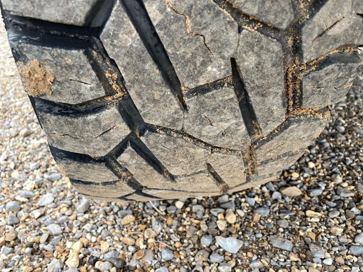 2014-ford-f150-lariat-image-23