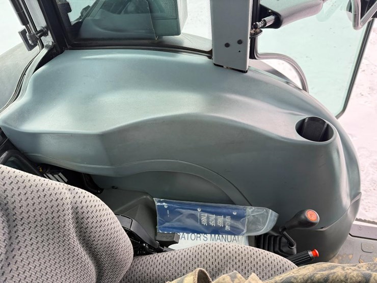 new-holland-tn75d-image-66